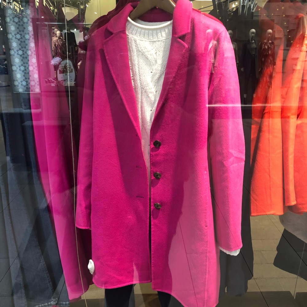 Meet your Posher, Fashion Queen!